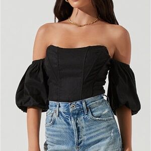 ASTR the Label - Lima Corset Off-Shoulder Blouse in Black (NWT) - Size : S